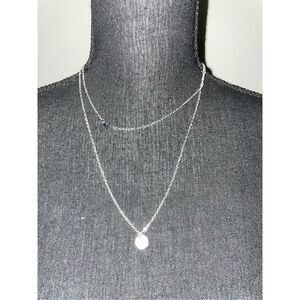 NWOT Bird and Circle Silver Necklace